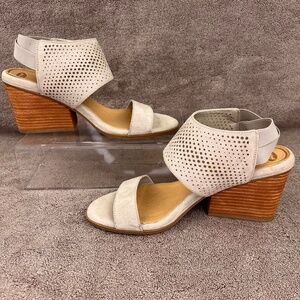 Dr Scholls Jasmin Faux Suede Perforated Block Heeled Slip On Sandals 8.5M Grey